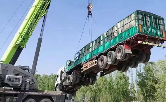 桐乡道路脱困救援案例